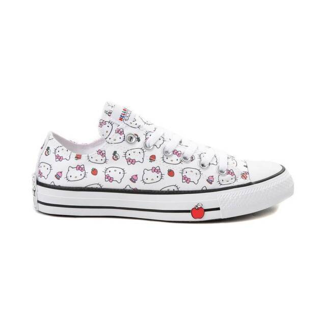 Chuck Taylor All Star Low x Hello Kitty White